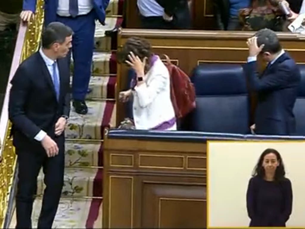 El partido de Puigdemont tumba la amnistía y obliga a Sánchez a volver a negociar