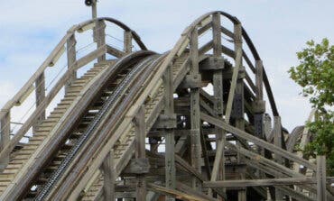 Catorce personas heridas, dos de ellas en estado crítico, en una atracción de PortAventura al caer un árbol encima