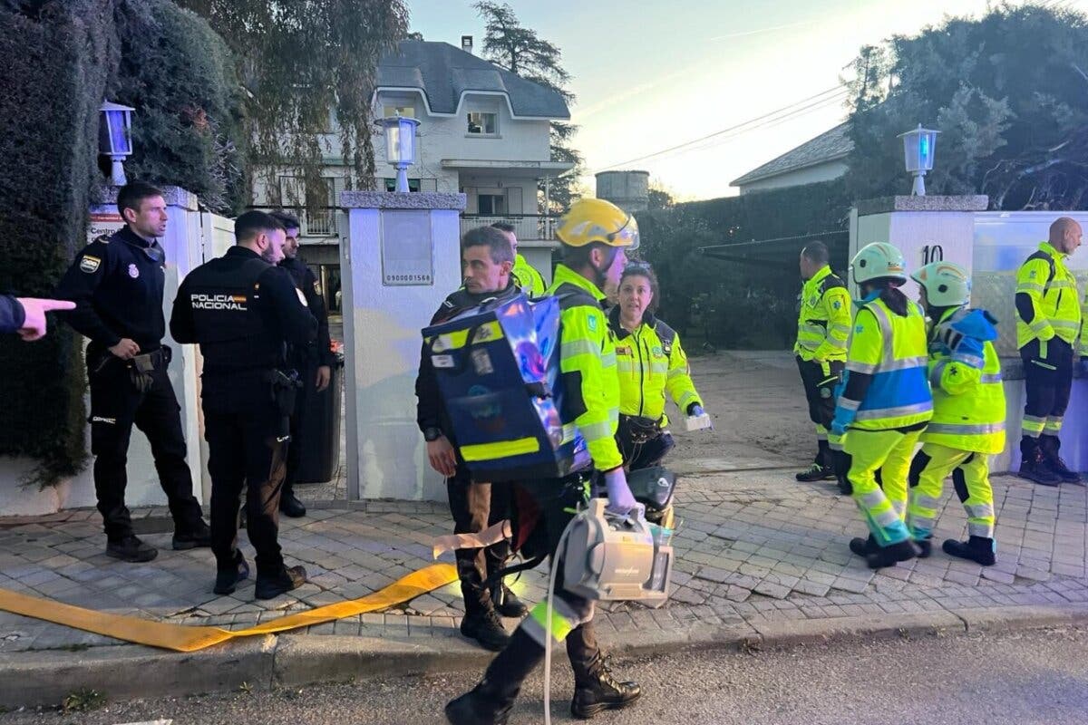 Dos mujeres muertas y otra en estado crítico en el incendio de una residencia en Madrid