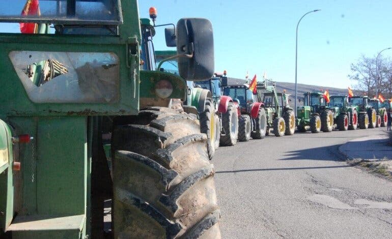 Una nueva marcha con 100 tractores partirá este lunes desde Arganda hasta Madrid 