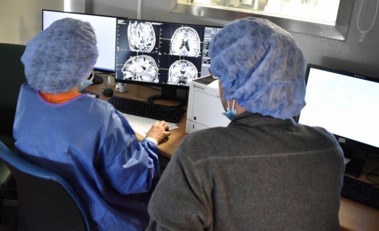 La Comunidad de Madrid incorpora tecnología wifi para controlar en remoto el movimiento en pacientes con párkinson