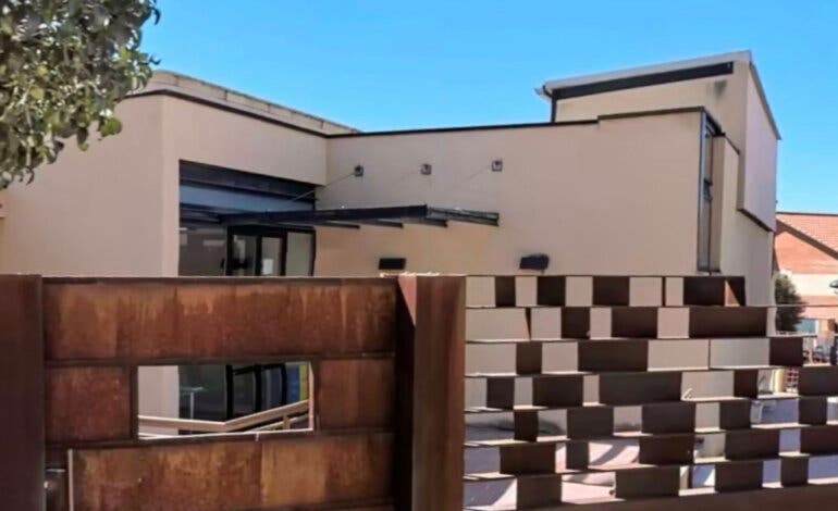 Más de 80 personas desalojadas anoche por un incendio en una residencia de Villalbilla