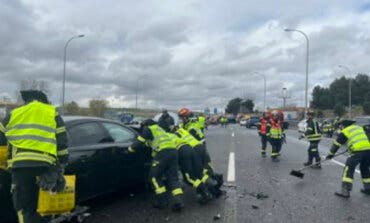 Una fuerte granizada provoca una colisión múltiple en la A-3 con 30 vehículos implicados