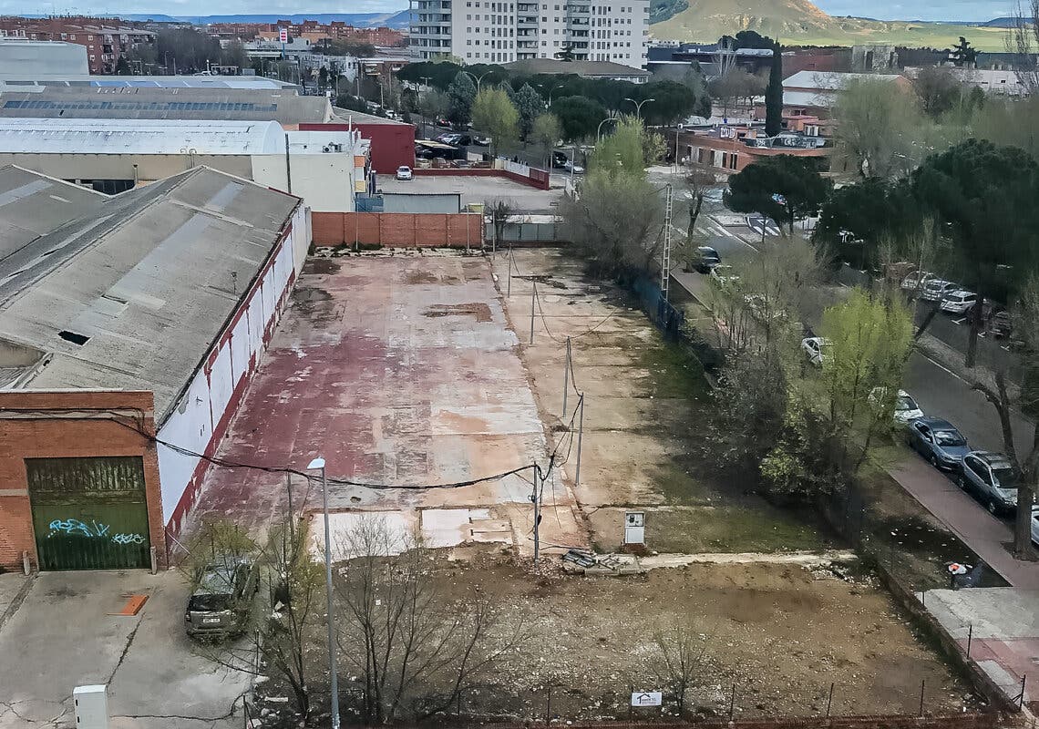 El Ayuntamiento de Torrejón logra un acuerdo para que no se construya una gasolinera junto a viviendas