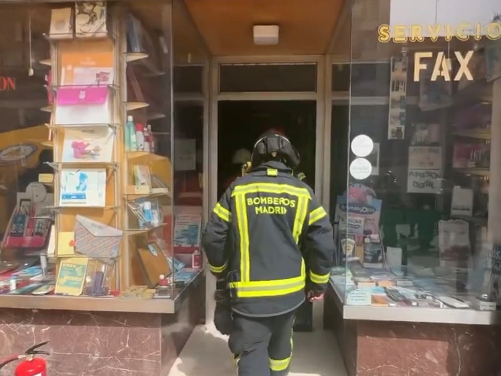 Muere electrocutado por un calefactor el dueño de una papelería en Madrid 