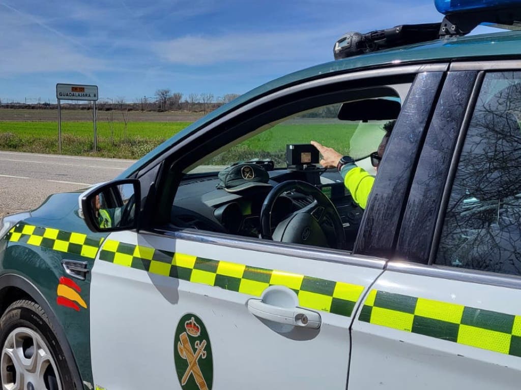 Cazado en Guadalajara circulando a 201 km/h por la «carretera de la patata»  