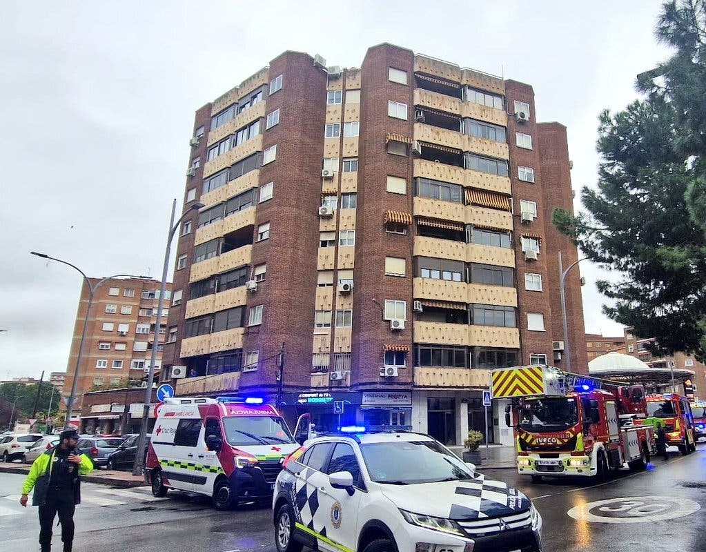 Un patinete eléctrico provoca un incendio en una vivienda de Alcalá de Henares