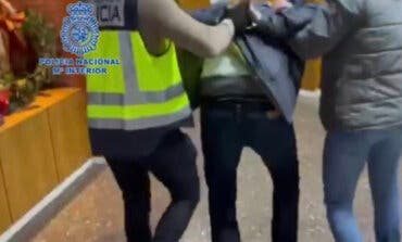 El hombre que apuñaló a un niño de 6 años en la puerta de un colegio en Madrid pasará 10 años en un psiquiátrico  