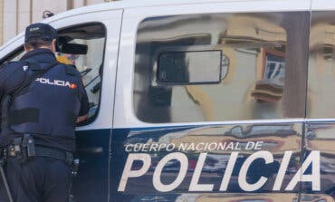 La Policía busca a los padres del bebé hallado muerto en Barajas