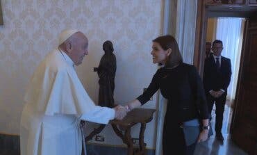 La alcaldesa de Alcalá de Henares recibe «la bendición del Papa Francisco» para todos los vecinos de la ciudad