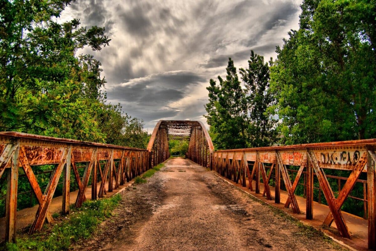 Mejorada del Campo pide a la Comunidad la rehabilitación del puente de hierro sobre el río Jarama 