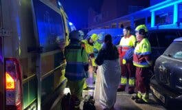 Tres intoxicados y 75 viviendas desalojadas al arder dos vehículos, uno híbrido, en un garaje de San Sebastián de los Reyes