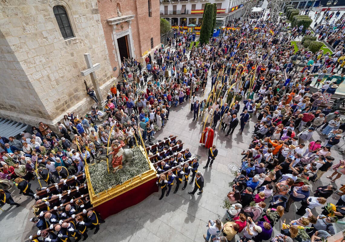 La Semana Santa de Torrejón contó con buena participación a pesar de la lluvia