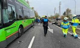 Mueren tres jóvenes en un accidente de tráfico tras saltarse un semáforo en Leganés