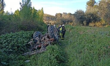 Muere un agricultor tras volcar su tractor en Campo Real