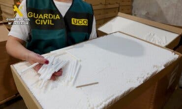 Detenciones en Azuqueca contra una organización que falsificaba tabaco con 6 millones de cigarrillos intervenidos