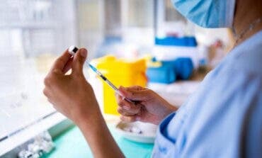 La Comunidad de Madrid compra 640.000 vacunas contra el herpes zoster por 80 millones