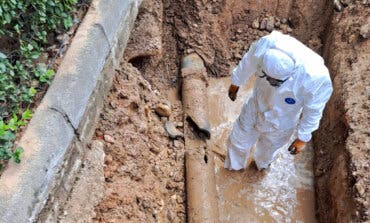 Dos averías dejan sin agua a varias calles de Alcalá de Henares