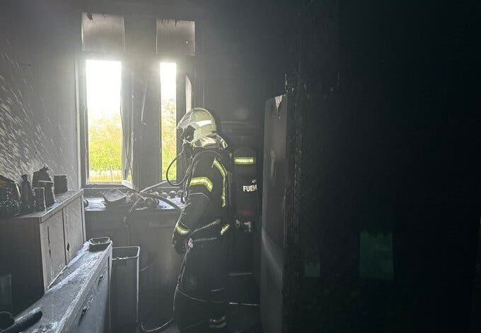Un hombre se tira por la ventana tras un incendio en su vivienda en Fuenlabrada