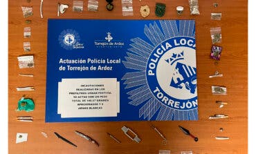 La Policía de Torrejón requisó diversas drogas y armas blancas en los controles de acceso al Urban Festival