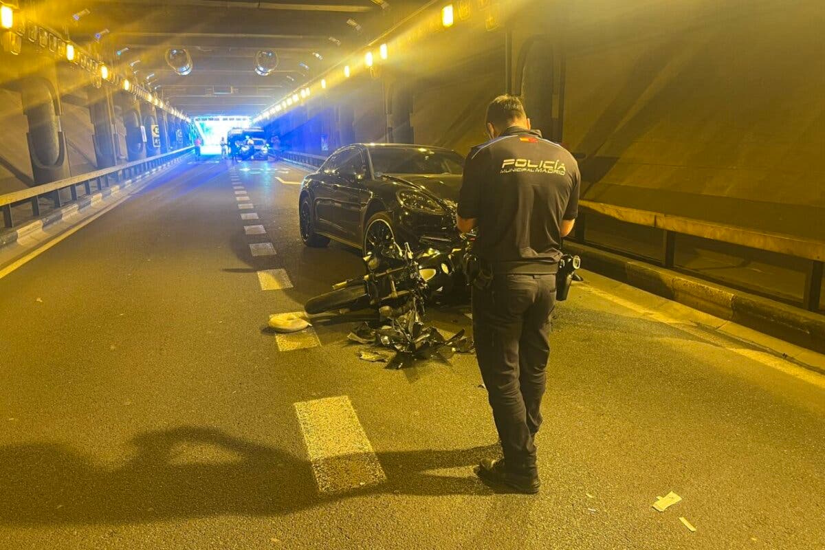 Herido un motorista en un accidente en el túnel de María de Molina con varios vehículos implicados