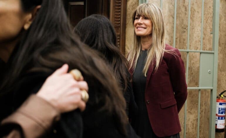 El juez pide a la UCO de la Guardia Civil investigar a Begoña Gómez
