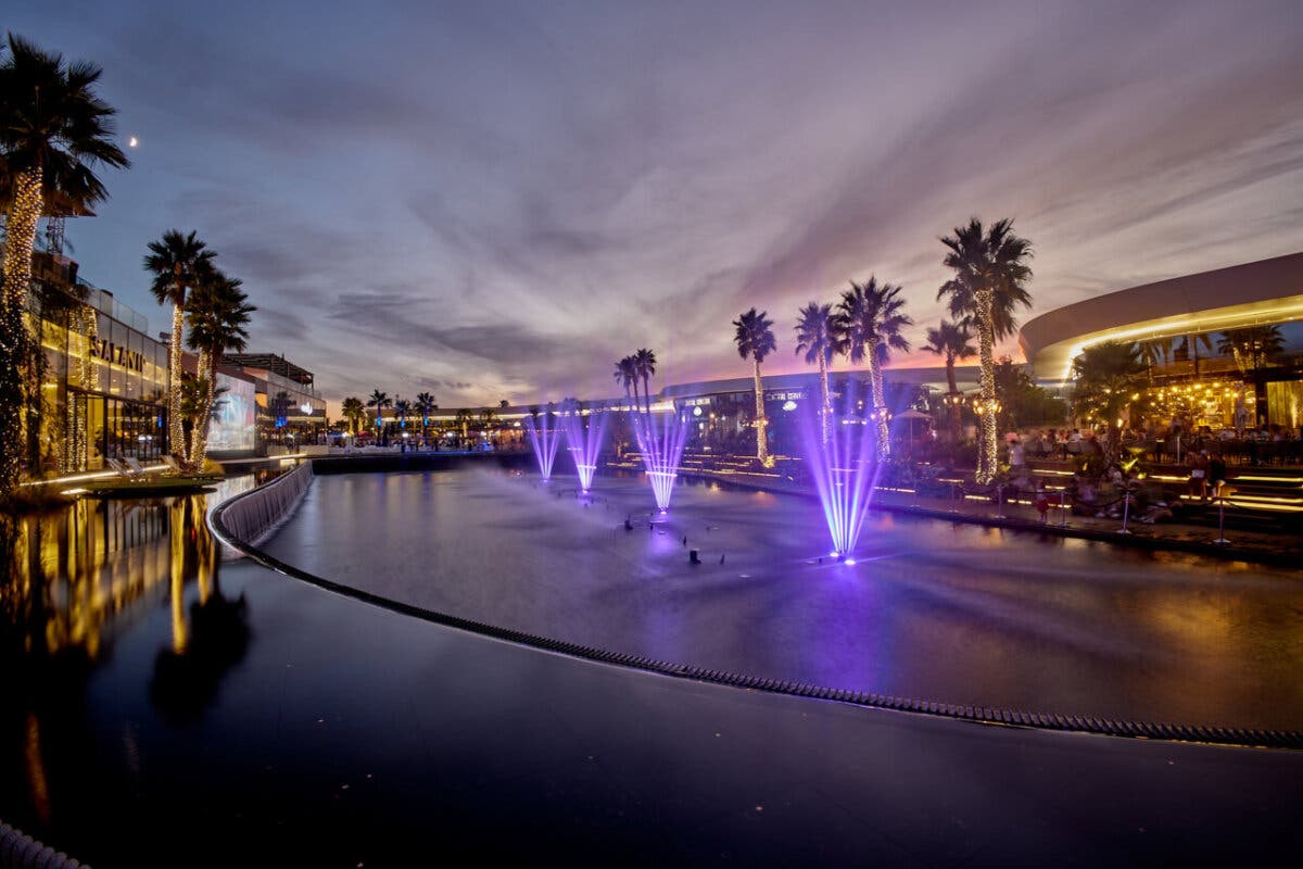 Oasiz Madrid inicia su programación de verano con conciertos en el lago y actividades para toda la familia