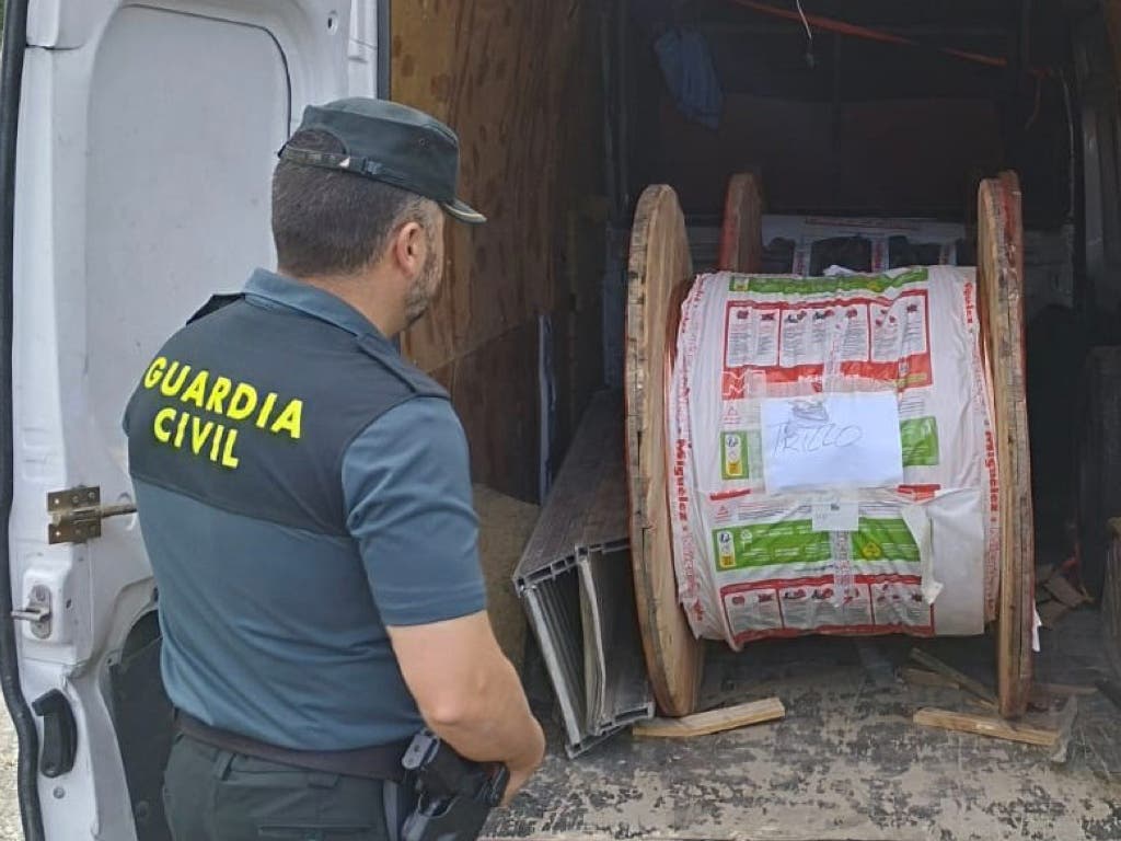 Detenido en la A-2 tras robar tres bobinas de cobre valoradas en 30.000 euros 