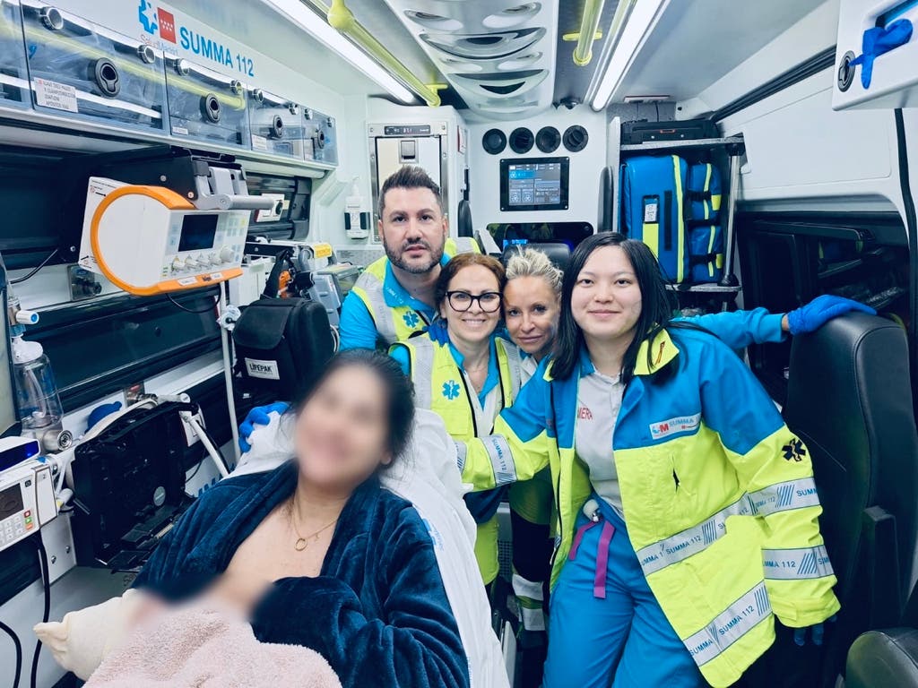 Una mujer da a luz en su casa en Madrid cuando se preparaba para ir al hospital
