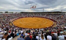Lleno histórico en los toros en Torrejón: «Hacía 16 años que no se colgaba el cartel de no hay billetes»