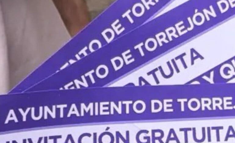 Torrejón vuelve al reparto tradicional de invitaciones para los conciertos tras la caída de la web: así puedes conseguirlas