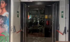 Un incendio en una discoteca en Madrid obliga a desalojar varias viviendas