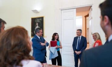 La Comunidad de Madrid aprueba la nueva deducción en el IRPF para atraer inversores extranjeros