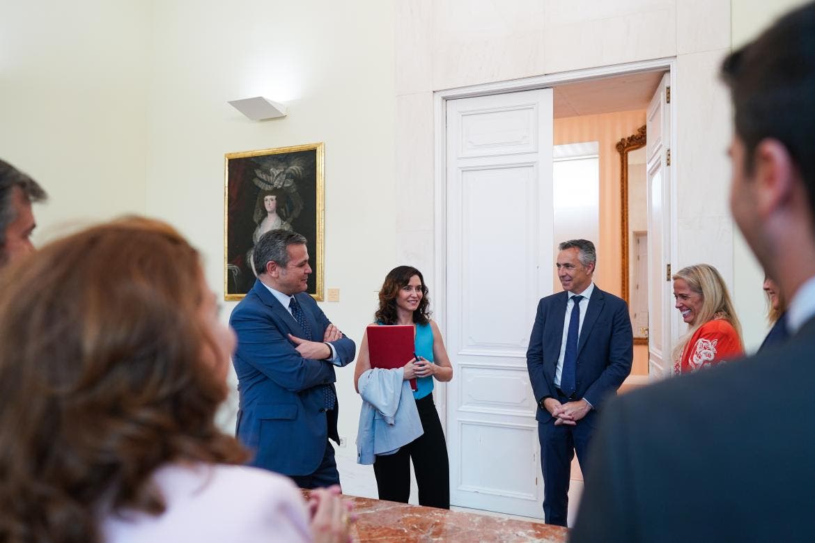 La Comunidad de Madrid aprueba la nueva deducción en el IRPF para atraer inversores extranjeros