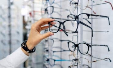 La Comunidad de Madrid ofrecerá desde este verano gafas graduadas gratis a menores de 14 años 