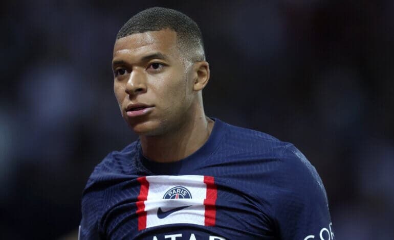 El Real Madrid hace oficial el fichaje de Mbappé por cinco temporadas 
