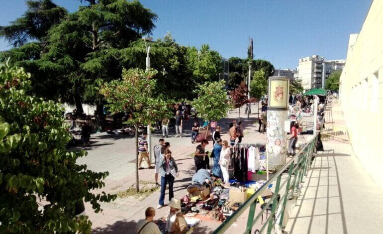 Vuelve el mercadillo del Cambalache de Coslada con granizados gratis para todos los asistentes