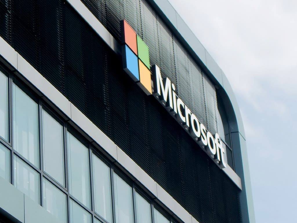 Un fallo de Microsoft afecta a los sistemas informáticos de aeropuertos y empresas de todo el mundo
