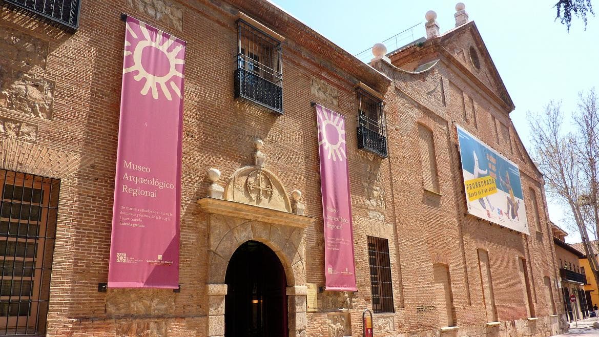 El Museo Arqueológico de Alcalá de Henares renueva su imagen y prepara novedades