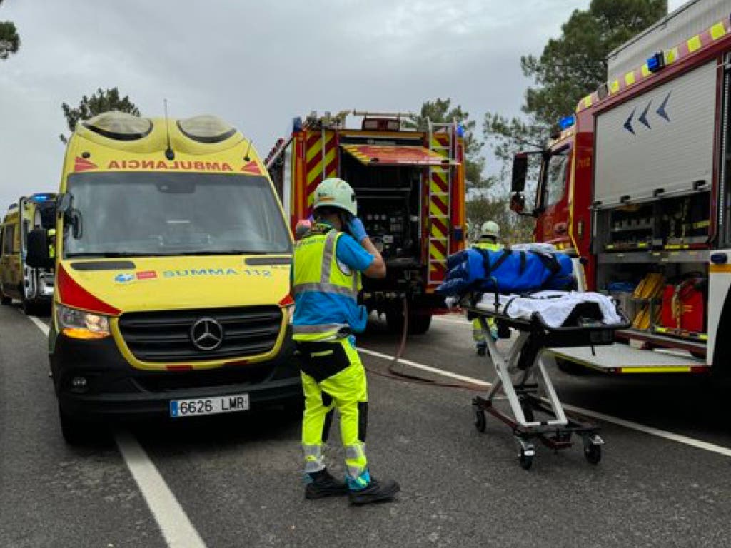 Seis heridos, entre ellos dos niños graves, en un choque frontal entre dos vehículos en la M-505