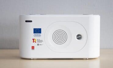 La Comunidad de Madrid comienza a instalar los nuevos dispositivos de teleasistencia avanzada para personas dependientes