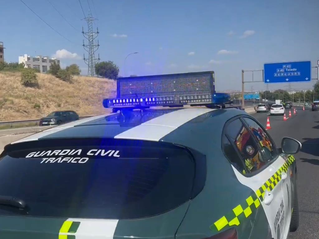 Muere atropellado un hombre cuando cruzaba a pie por la M-40