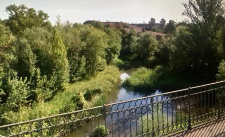 Hallan flotando en el río Henares un cadáver en avanzado estado de descomposición