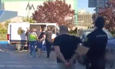 Detenidos en Alcalá de Henares por robar en pisos que marcaban previamente con silicona