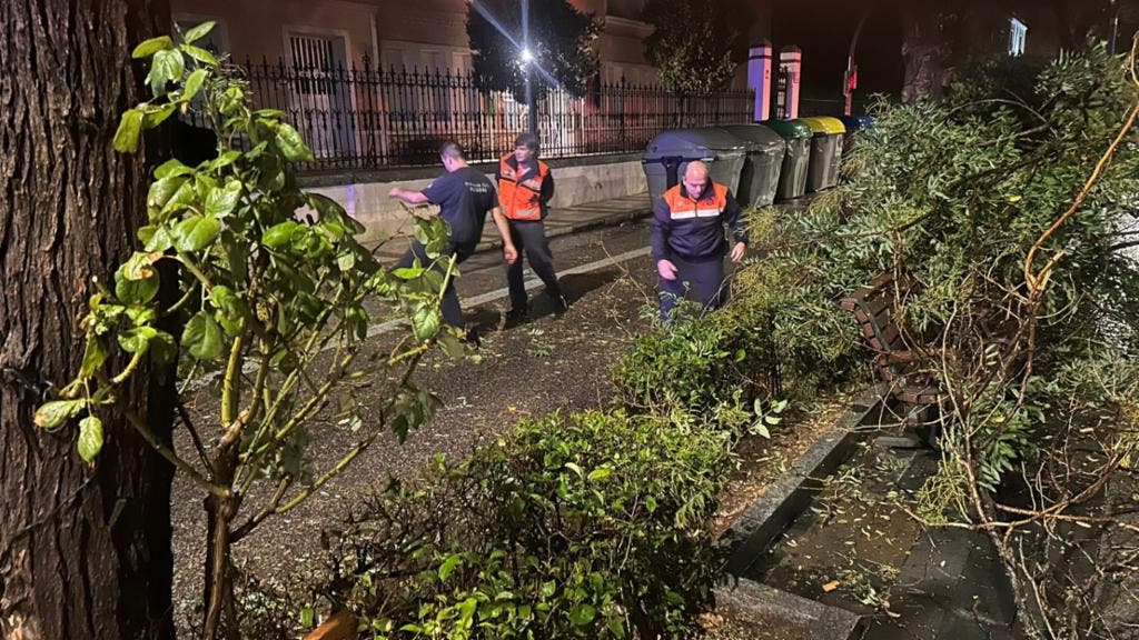 La lluvia provoca numerosas incidencias en Guadalajara y obliga a evacuar el Festival Gigante