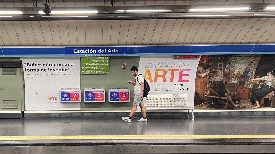 La Comunidad de Madrid estrena señalización en estaciones de Metro