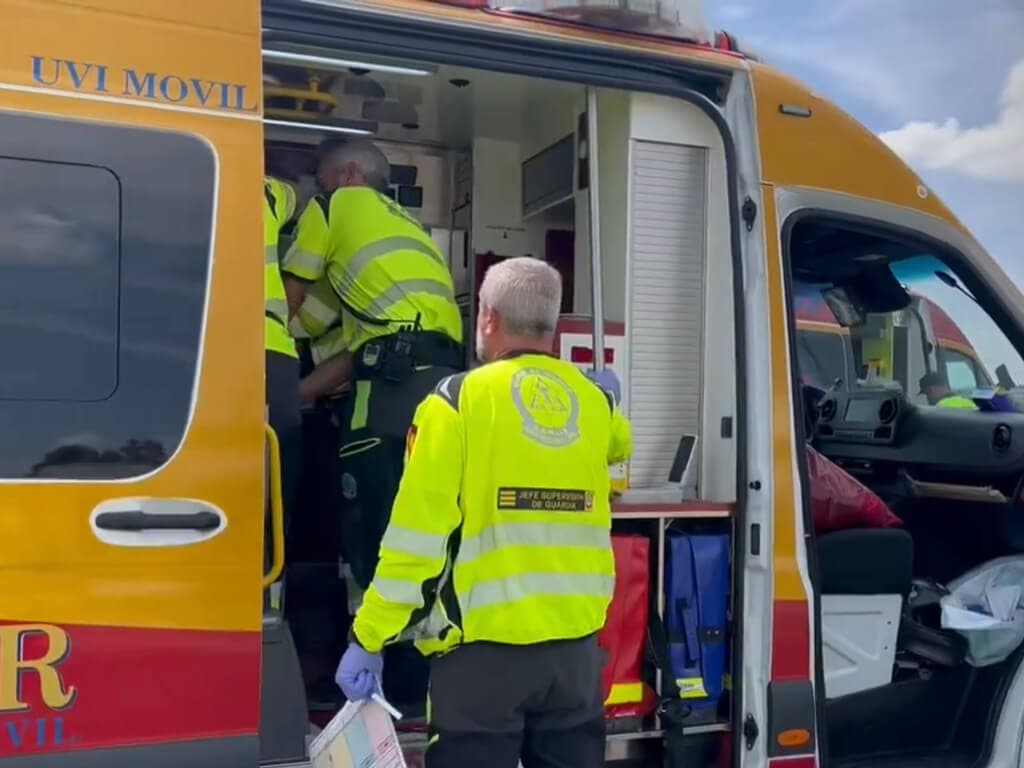 Dos motoristas heridos, uno grave, en un accidente en la A-2