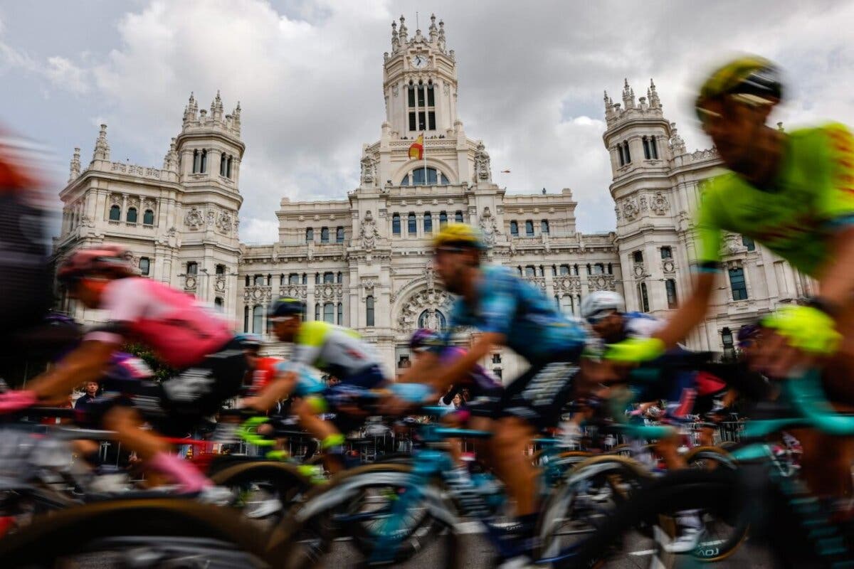 Importantes cortes de tráfico este domingo en Madrid por la última etapa de La Vuelta