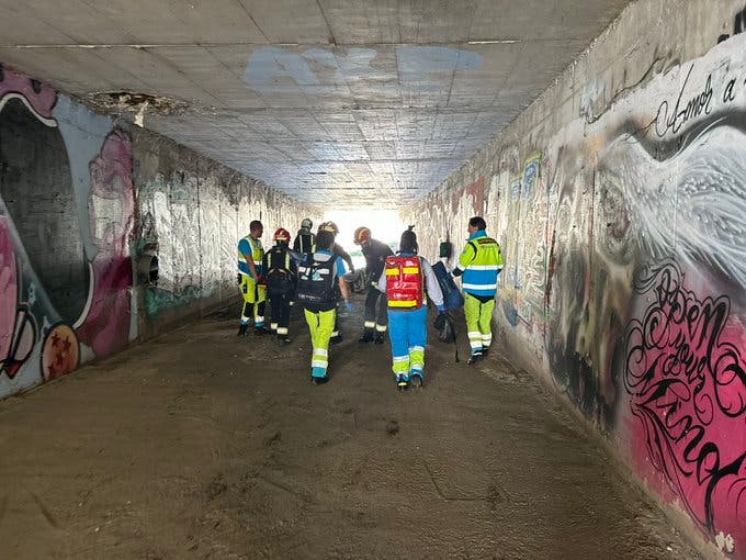 Herido grave un ciclista tras caer desde una altura de seis metros a un túnel en el cruce de la M-502 y la M-511