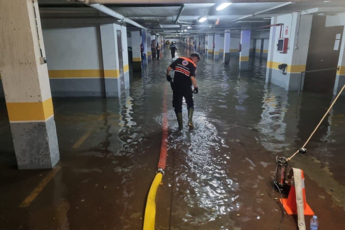 La tormenta provoca una veintena de incidencias por inundaciones en Guadalajara 